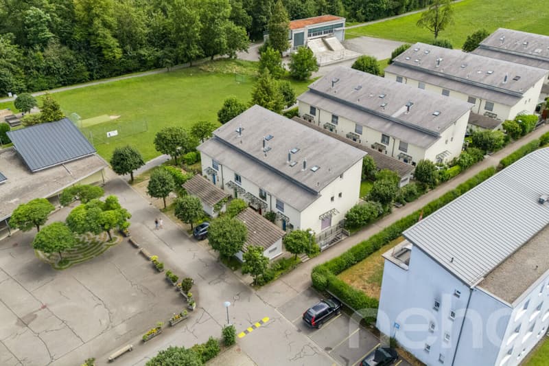 Familienfreundliches Reiheneinfamilienhaus in Emmen (2)