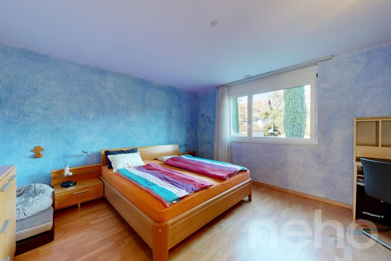4.5-Zimmerwohnung mit Garten, Terrassen und viel Privatsphäre (4)