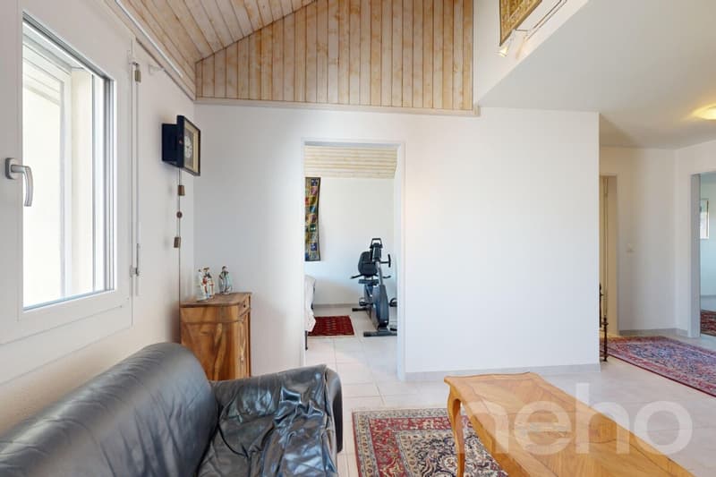 Gepflegtes 6,5-Zimmer-Reihenmittelhaus mit 2 Tiefgaragenplätzen (9)
