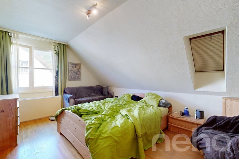 Sonniges 5.5-Zimmer-Doppeleinfamilienhaus im Grünen (5)