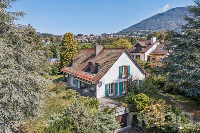 Exclusif: Villa familiale avec grand potentiel (2)