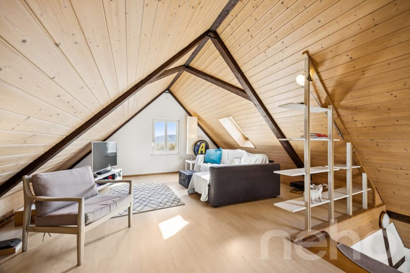 Wohnhaus mit viel Raum und Möglichkeiten - zus. Bauland optional (2)