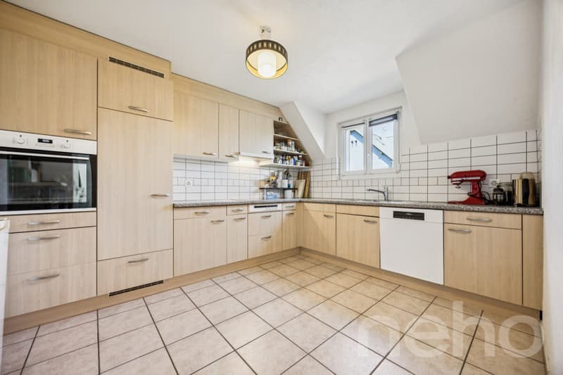 Wohnhaus mit viel Raum und Möglichkeiten - zus. Bauland optional (5)