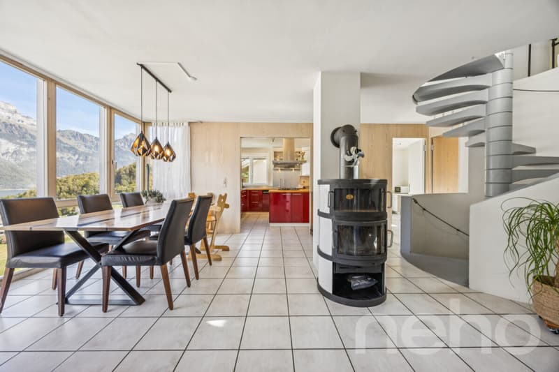 6.5-Zimmer-Einfamilienhaus mit Einliegerstudio und Seesicht (2)