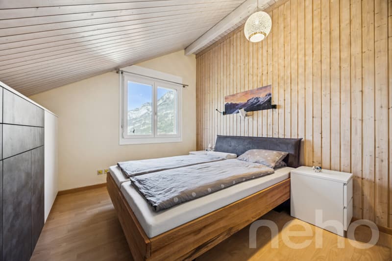 6.5-Zimmer-Einfamilienhaus mit Einliegerstudio und Seesicht (9)