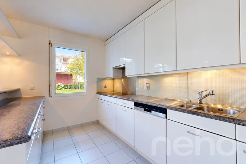 Attraktive 4.5-Zimmer-Gartenwohnung in Zürich-Seebach (2)