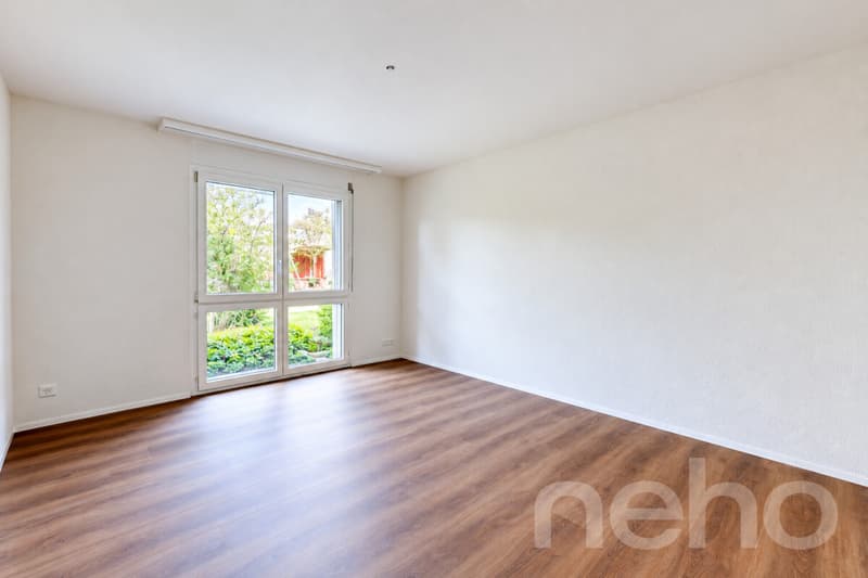 Attraktive 4.5-Zimmer-Gartenwohnung in Zürich-Seebach (7)