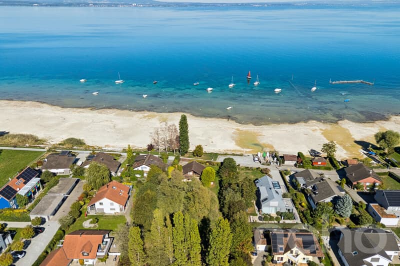 Einmalige Rarität am Bodensee ? exklusives Seegrundstück in Kesswil (2)