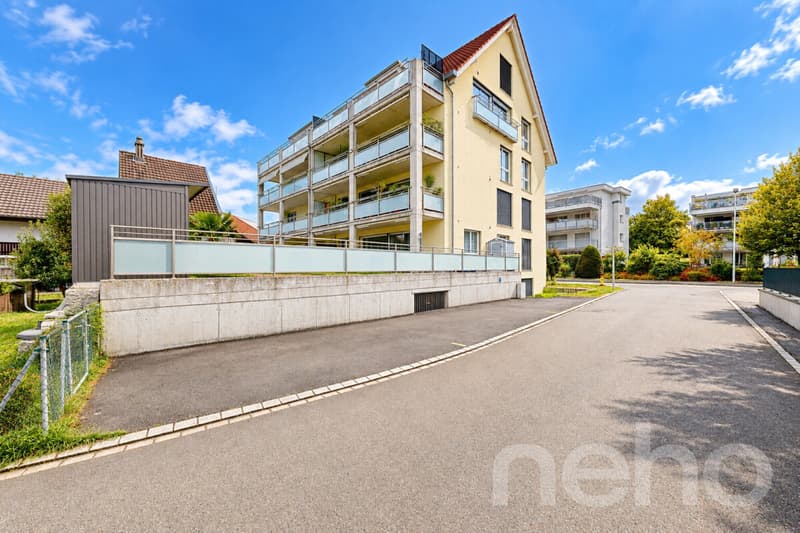 5.5-Zimmer-Duplexwohnung mit grosszügigen Terrassen in Niederglatt (1)
