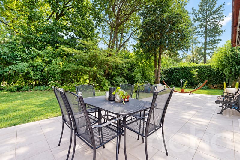 Belle maison familiale avec jardin très bien située (3)