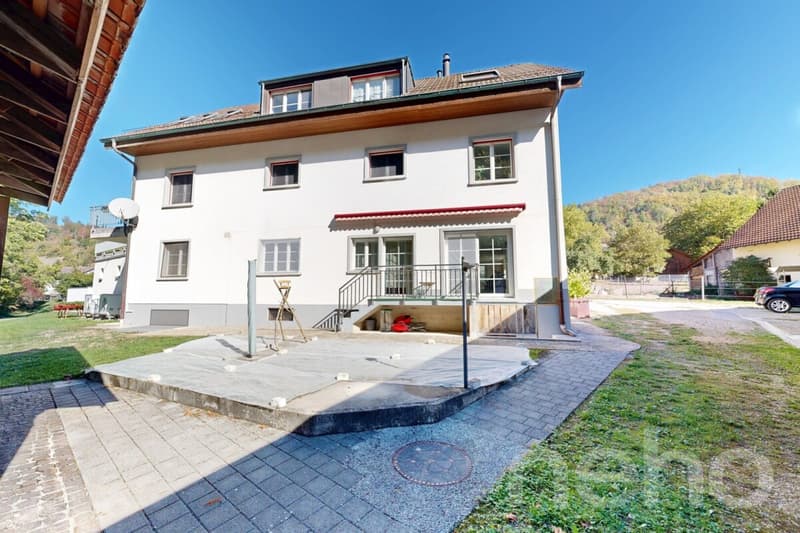Charmante 4.5-Zimmer-Erdgeschosswohnung mit historischem Kachelofen (11)
