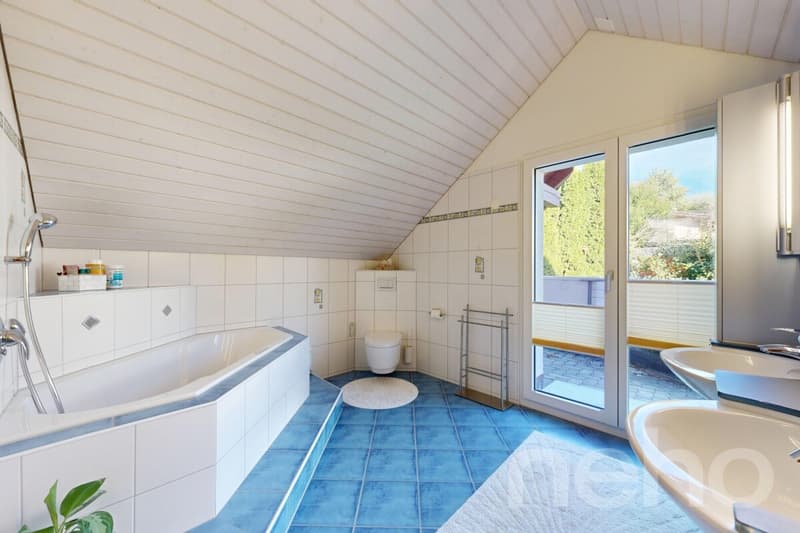 Exklusives 6,5-Zimmer-EFH mit Swimmingpool & traumhafter Gartenanlage (8)