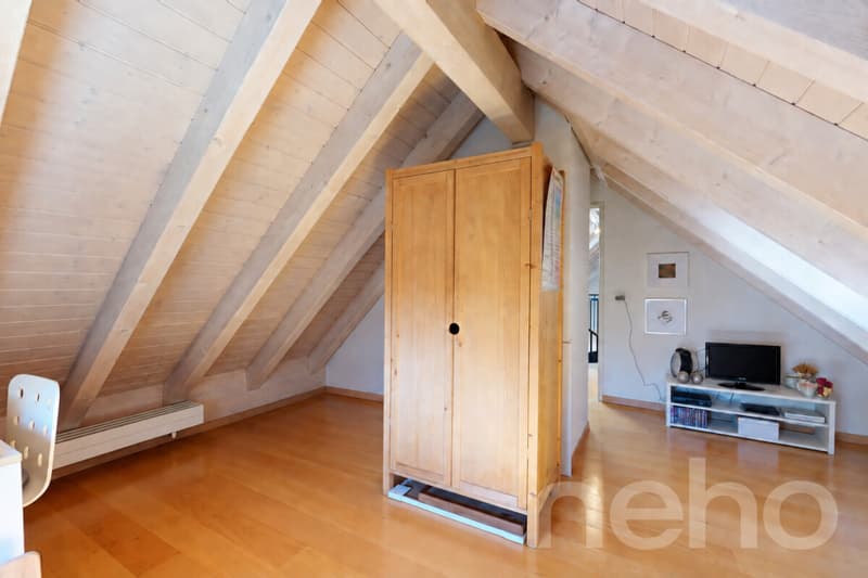 Lichtdurchflutete 5.5-Zimmer-Maisonette mit Galerie und Balkon (11)