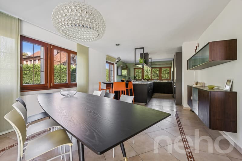 Entre lac et Jura, une villa de prestige pensée pour la famille (5)