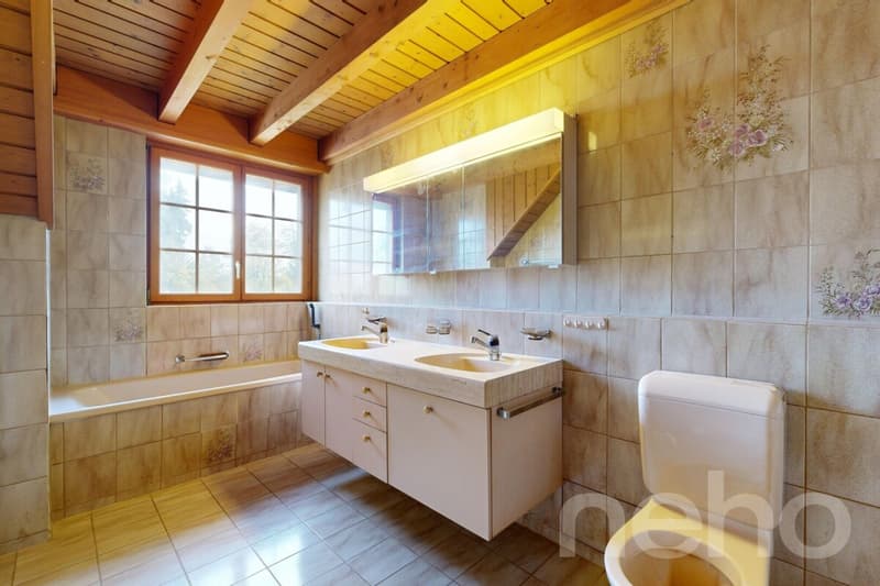 Reihenmittelhaus mit Garten und enormem Potenzial in Oetwil am See (5)