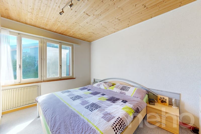 Dreifamilienhaus mit Garten und Seepanorama (4)