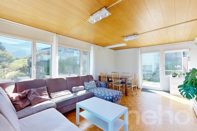 Dreifamilienhaus mit Garten und Seepanorama (3)