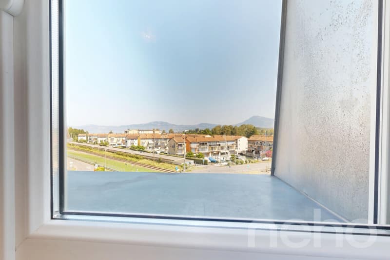 Attique lumineux avec vue Lac et Montagnes au c?ur du Bouveret (3)