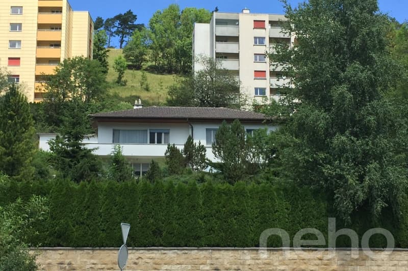 Maison 6 pièces avec terrain de 2 000 m² à Couvet (1)