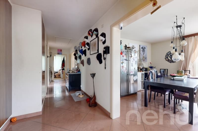 Maison 6 pièces avec terrain de 2 000 m² à Couvet (4)
