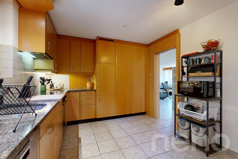 Grosszügige 4.5-Zimmer-Wohnung mit weitläufiger Sonnenterrasse (7)
