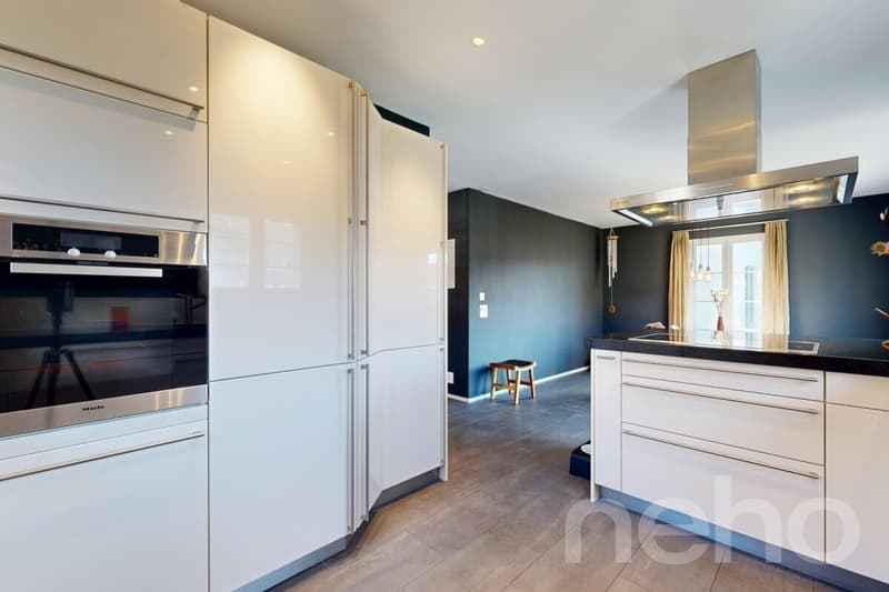 Charaktervolles Dorfkernhaus mit 180 m² Wohn- und 90 m² Gewerbefläche (9)