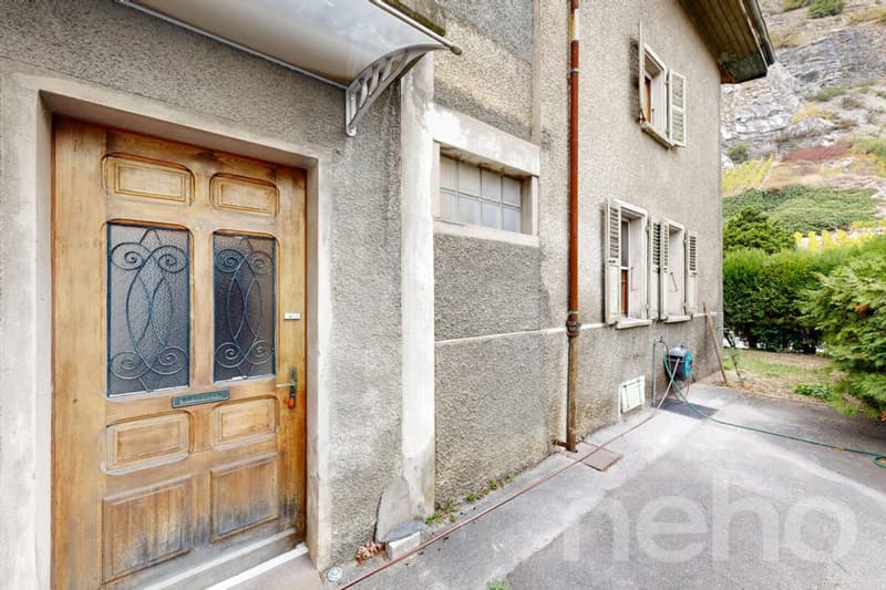 Maison 4.5 à rénover avec comble aménageable (1)
