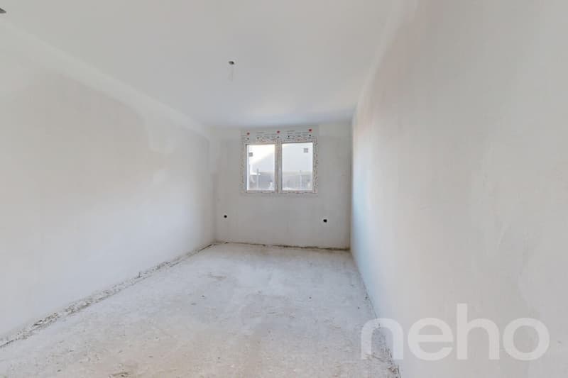 Appartement de 3,5 pièces avec balcon et vue panoramique à Salins (12)