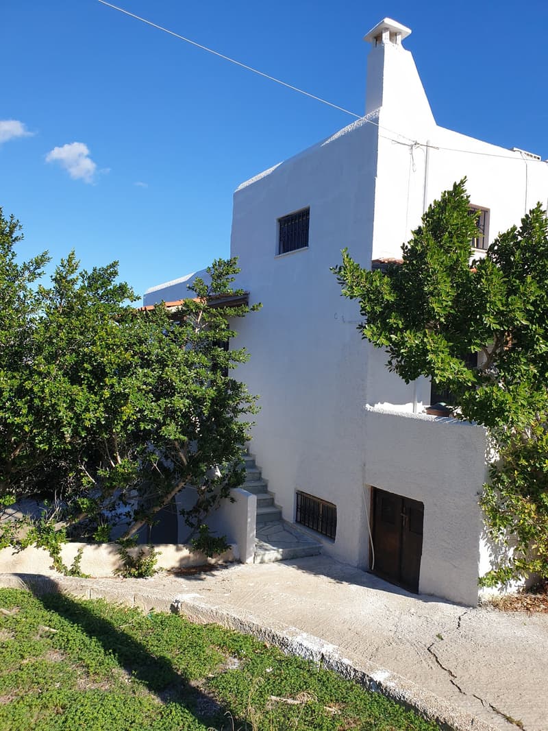 Maison individuelle avec vue imprenable et au calme sur l'ile d'Egine (Grèce) (5)