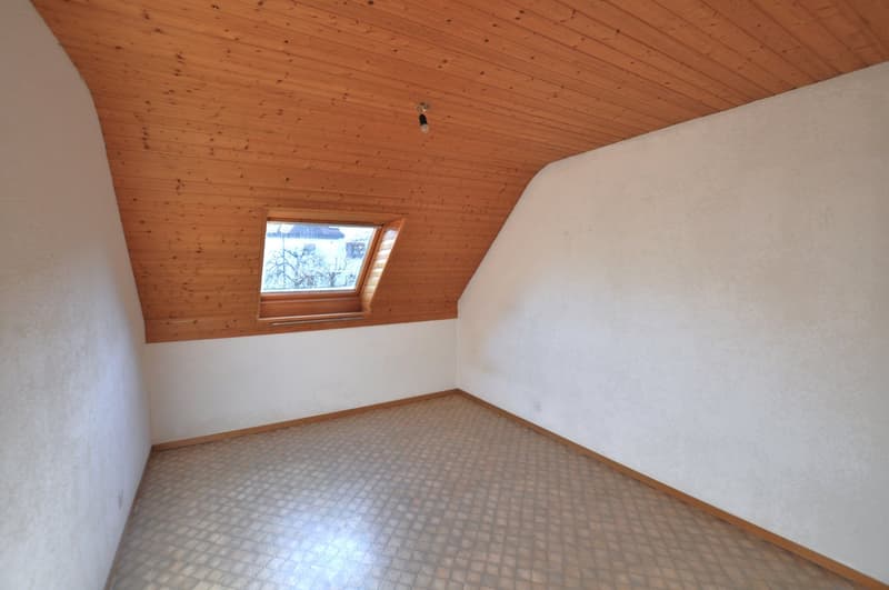 empty room, wooden ceiling, window, tile floor