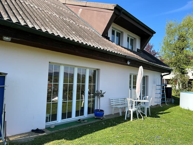 Jolie propriété située sur les hauteurs de Fontenais (18)