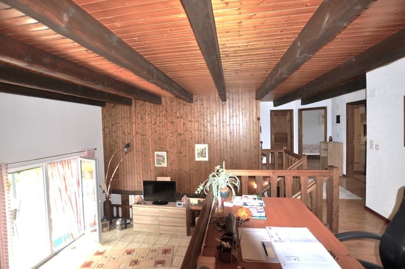Belle maison meublée, partiellement meublée ou non meublée en duplex située à Courtemaîche (14)