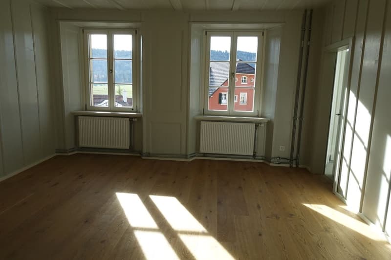 Tramelan - Appartement de 3,5 pièces entièrement rénové (1er mois offert) (3)