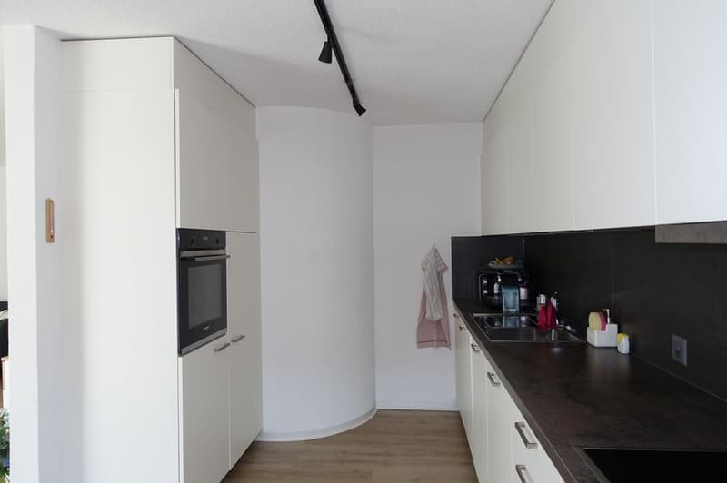 Bévilard - Magnifique appartement de 4,5 pièces avec balcon et place de parc couverte (3)
