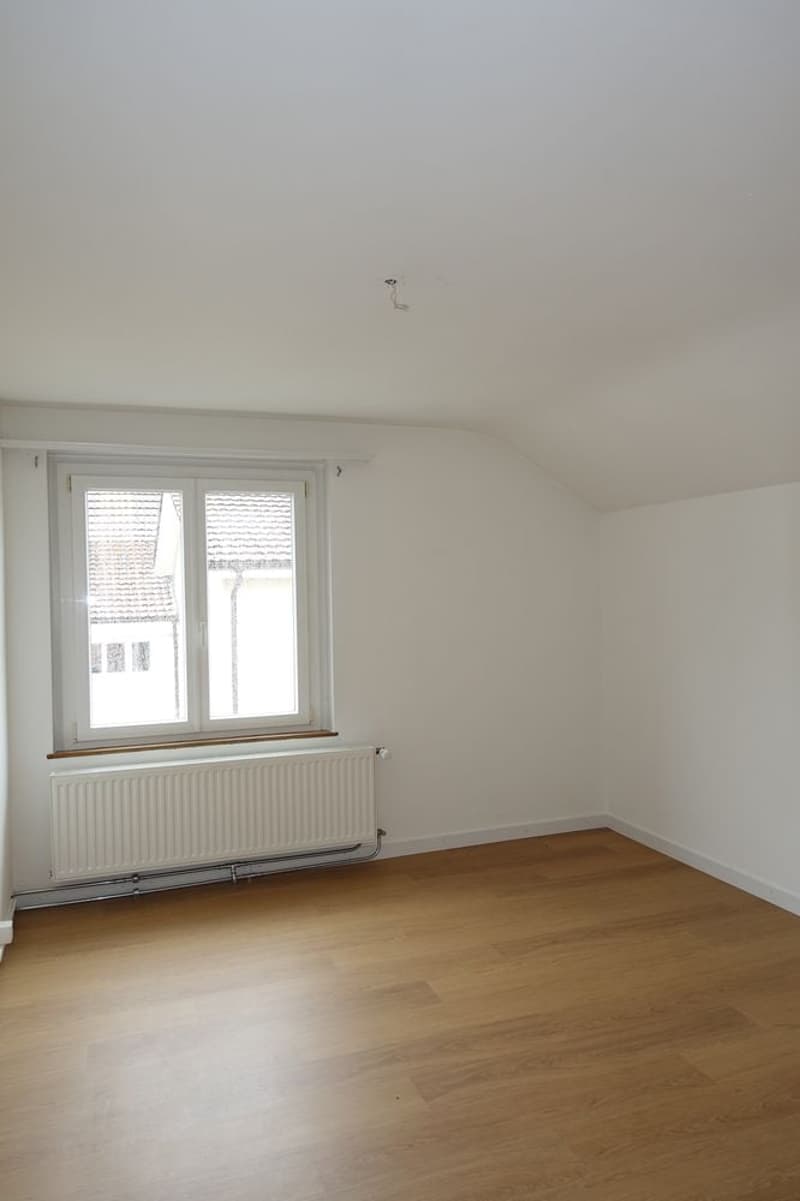 Bassecourt - Appartement de 3.5 pièces situé au 2ème étage (4)
