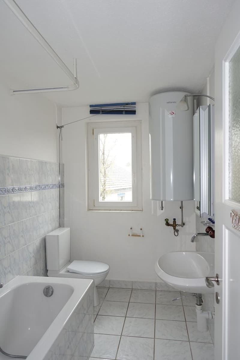 Bassecourt - Appartement de 3.5 pièces situé au 2ème étage (6)