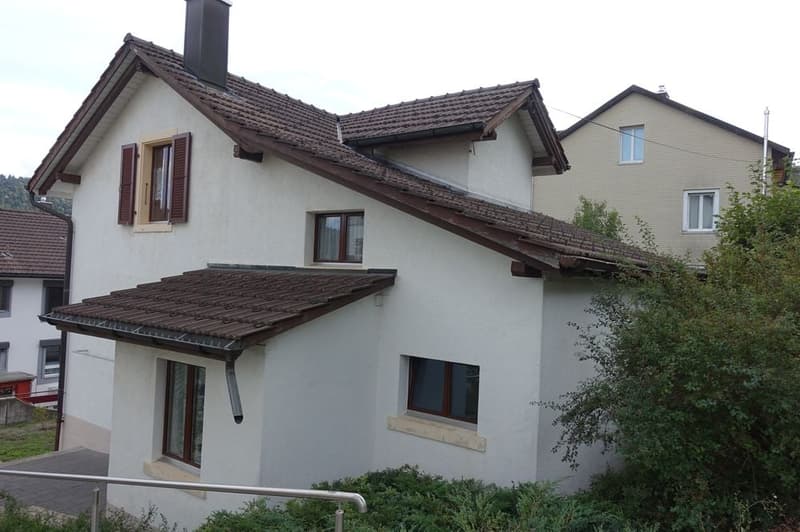 Tramelan - Maison familiale de 5 1/2 pièces située au centre de la localité (3)