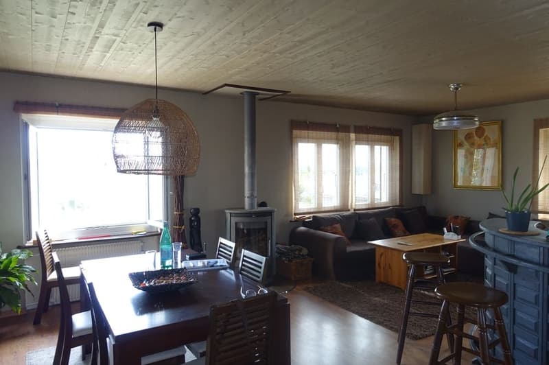 Les Bois - Maison individuelle de 2 appartements indépendants et garage double (11)