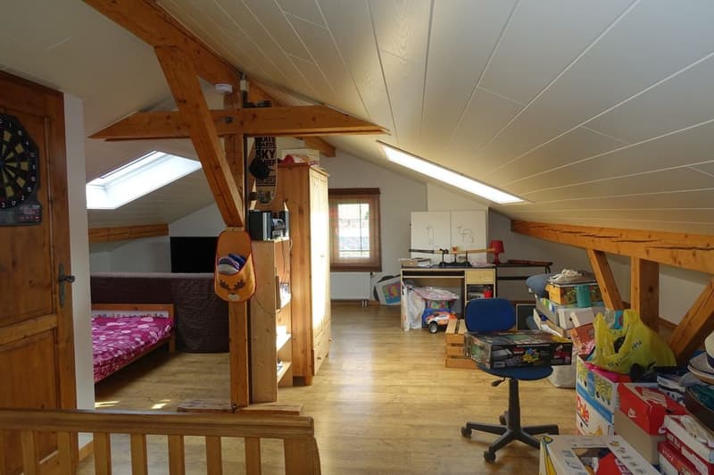 Les Bois - Maison individuelle de 2 appartements indépendants et garage double (13)