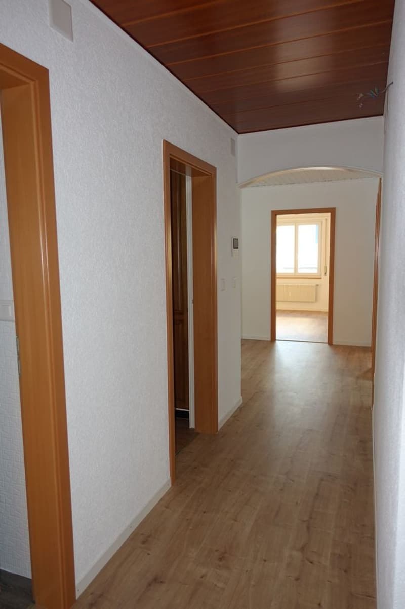 Tramelan - Bel appartement de 4.5 pièces situé au 1er étage (8)