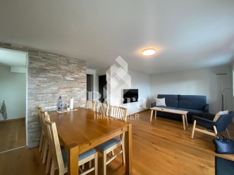 Superbe chalet rénové avec studio indépendant et vue panoramique sur le Lac Léman (6)