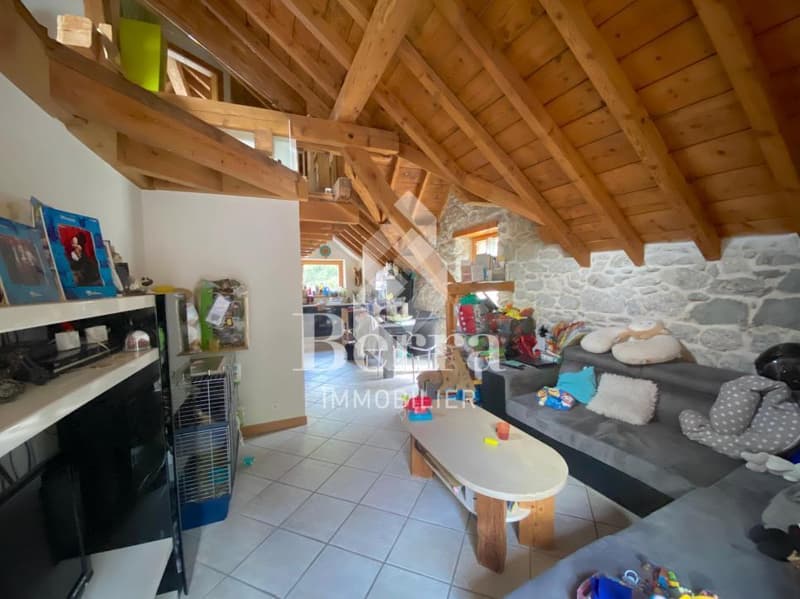 Duplex au dernier étage ! Le Brocard ! (3)