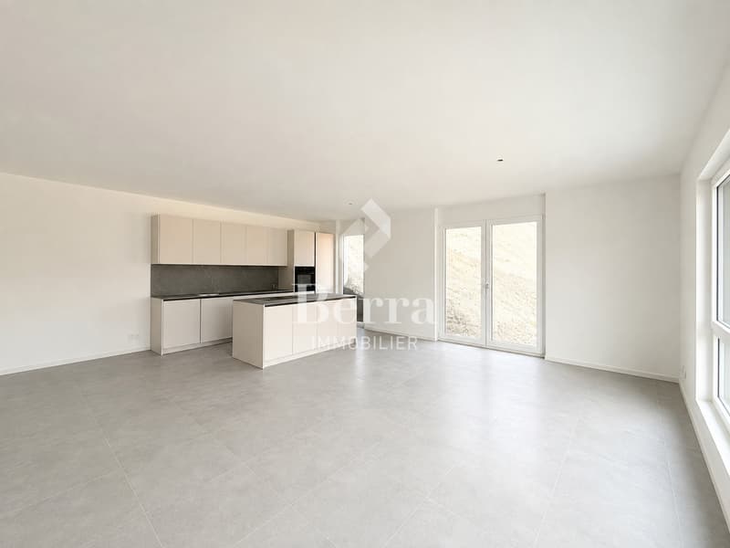 Spacieuse villa contigüe neuve disponible de suite (1)