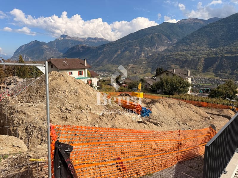 Les travaux ont commencé ! Vue imprenable sur le plaine et ensoleillem (10)