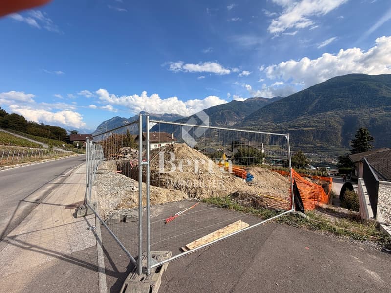 Les travaux ont commencé ! Vue imprenable sur le plaine et ensoleillem (9)