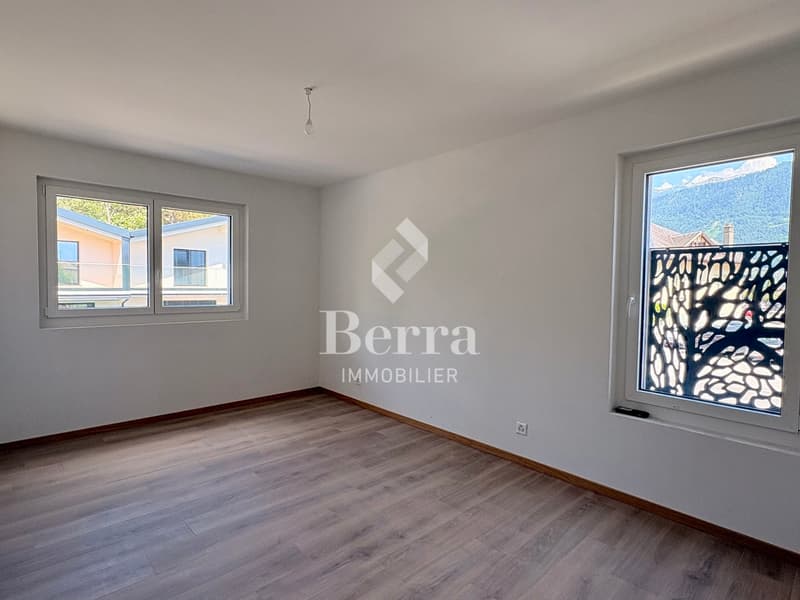 NEUF !!! appartement de 3.5 pièces ! DISPONIBLE DE SUITE (5)