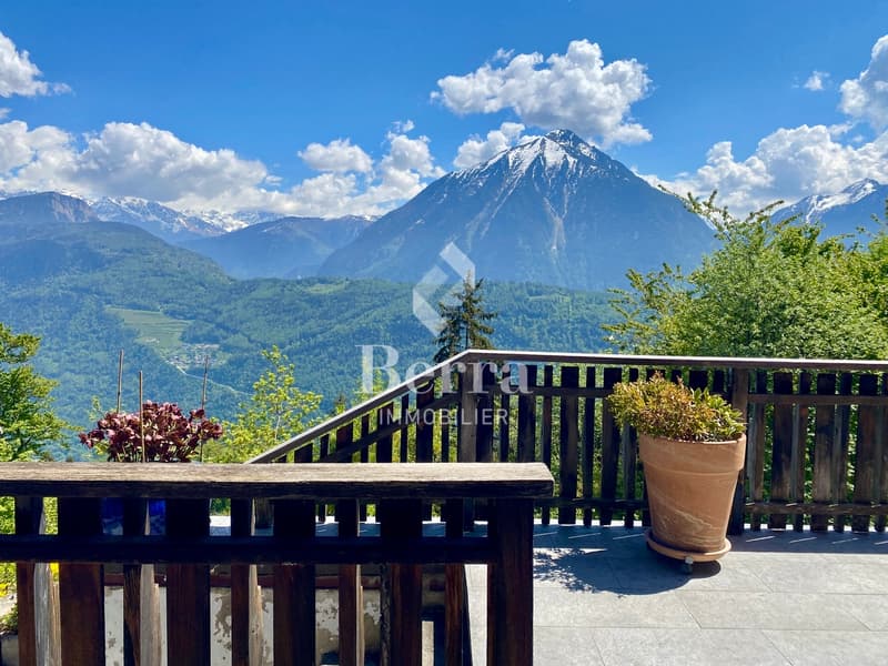 Villa de charme avec vue imprenable et grand terrain à Ravoire, proche de Martigny (6)