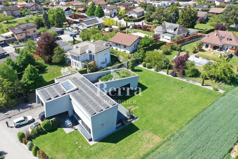 Villa d'architecte contemporaine d'exception - 300 m² habitables sur parcelle de 2'388 m² (3)