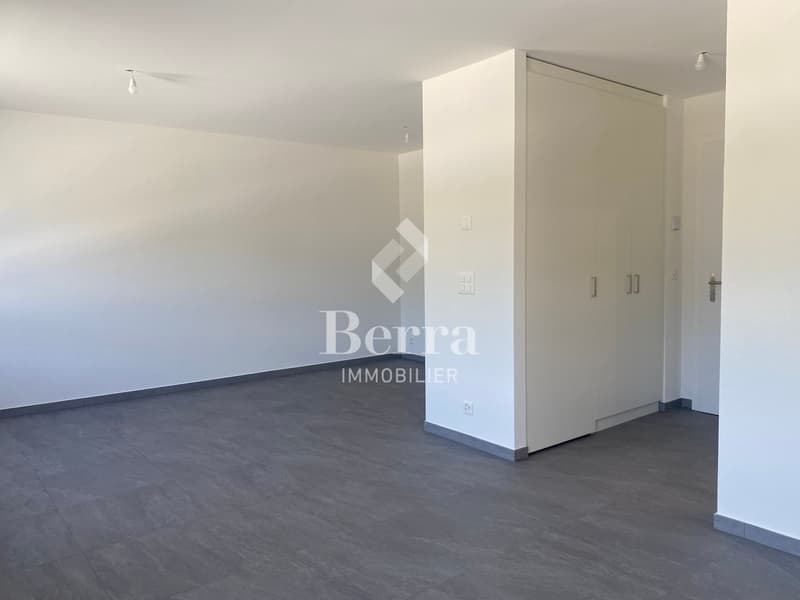 Grand studio neuf de 45m2 à louer ! (10)
