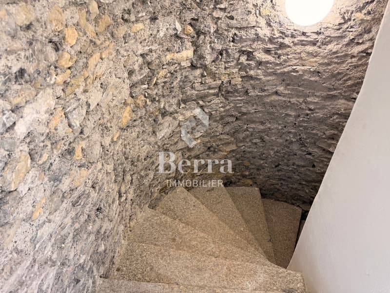 Immeuble de rendement entièrement rénové au coeur de Vétroz (13)